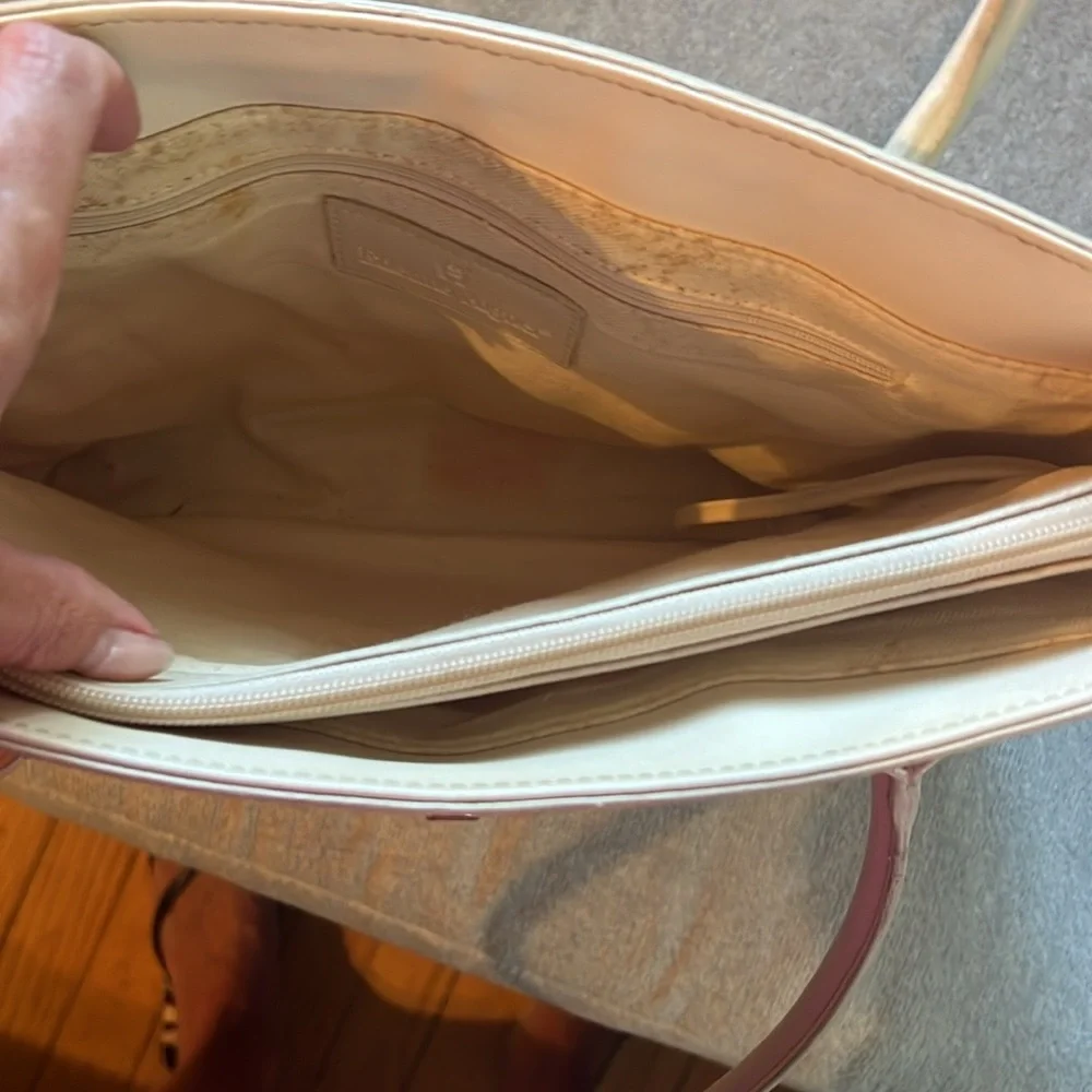 Etienne Aigner Cream Tote Bag - Picture 6 of 12